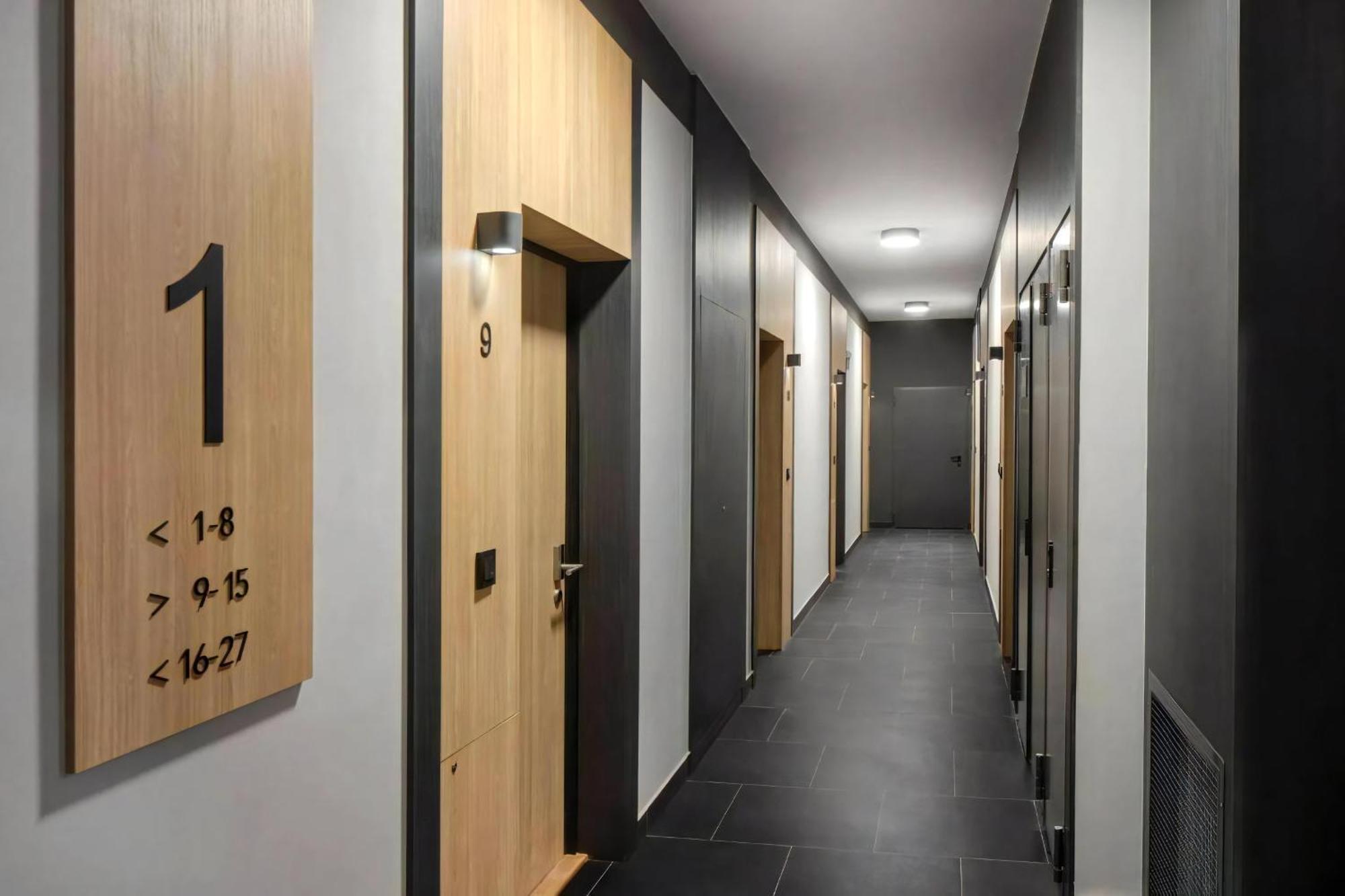 B3 Warsaw Apartments Ngoại thất bức ảnh